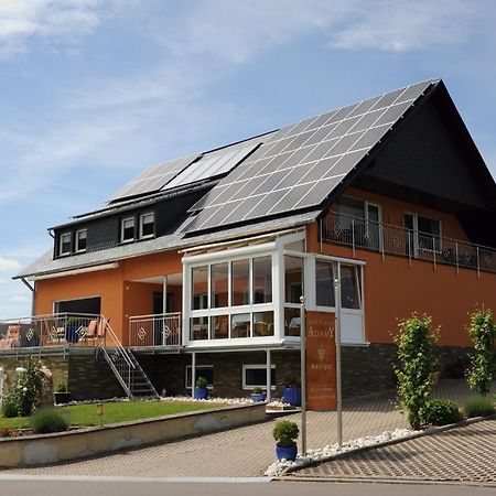 Ferienweingut Wolfgang Adamy Hotel Kinheim Exterior photo