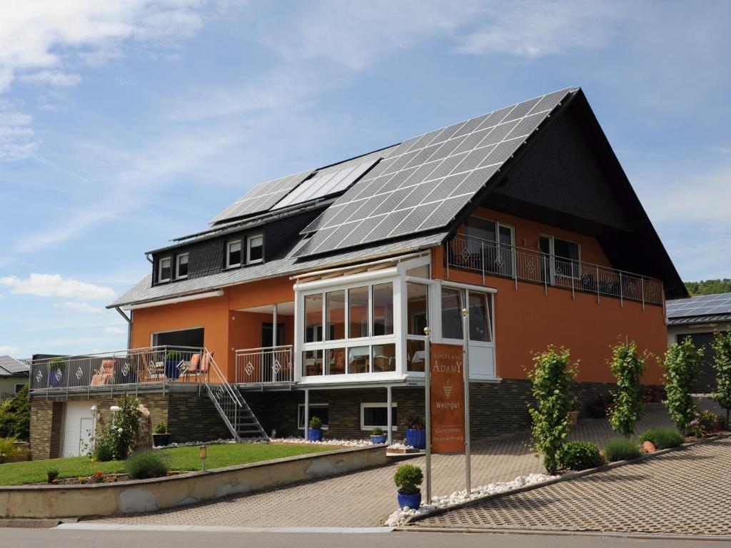 Ferienweingut Wolfgang Adamy Hotel Kinheim Exterior photo